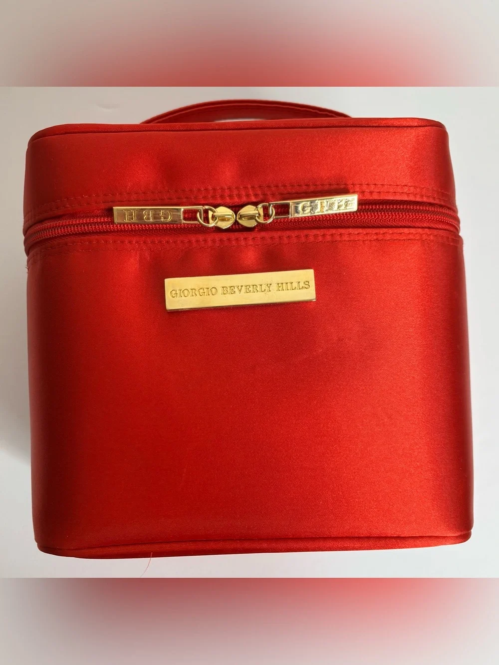 GIORGIO, BEVERLY HILLS SATIN COSMETIC BAG